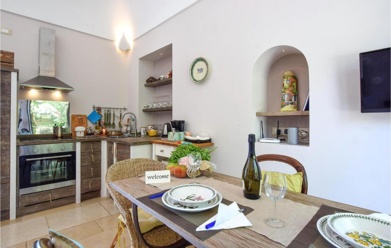 Cozy Apartment In Massa Lubrense Exterior photo