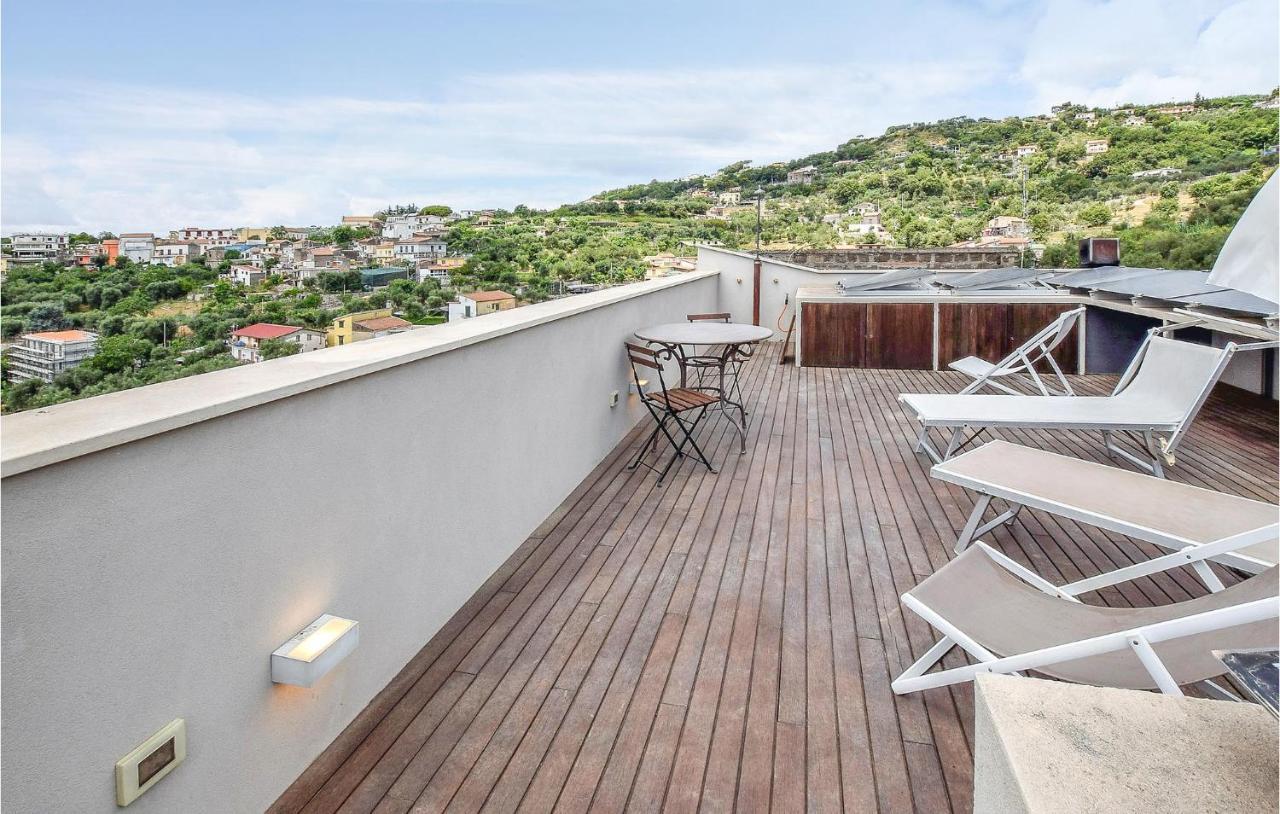 Cozy Apartment In Massa Lubrense Exterior photo