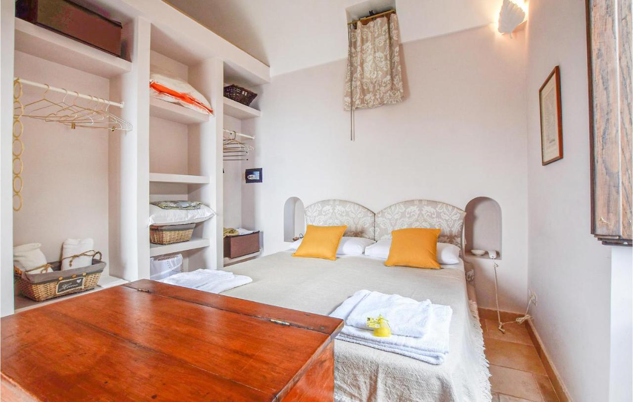 Cozy Apartment In Massa Lubrense Exterior photo